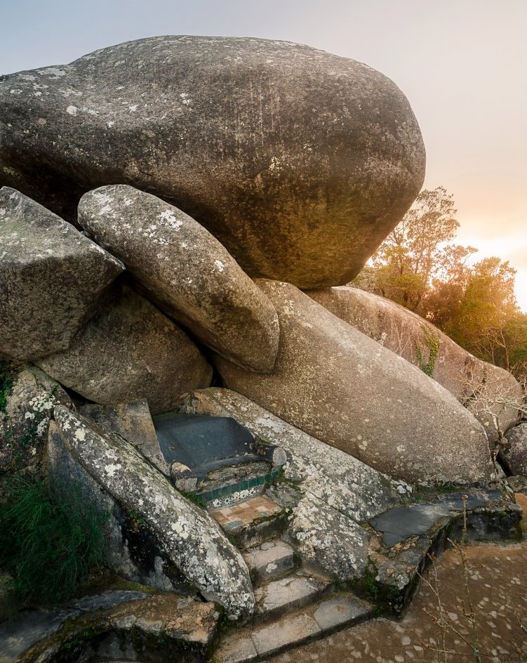Vue complète du Trône