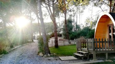 7 Best Camping & Glamping Spots Near Lisbon for a Budget Getaway